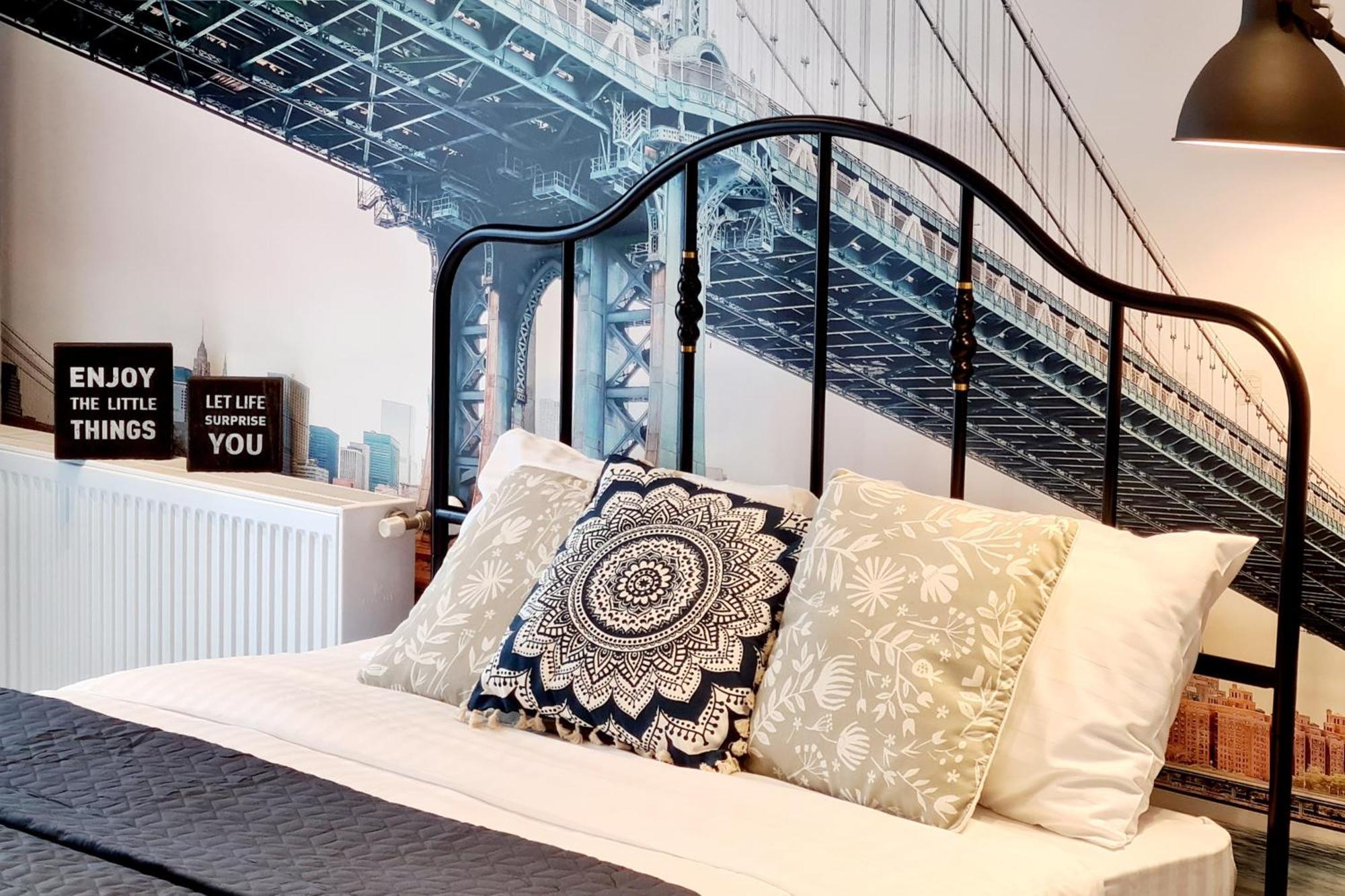 Apartment Bridge 113 - Studio Apartment With Free Parking & Flexible Check-In, Sector 6 Bucharest