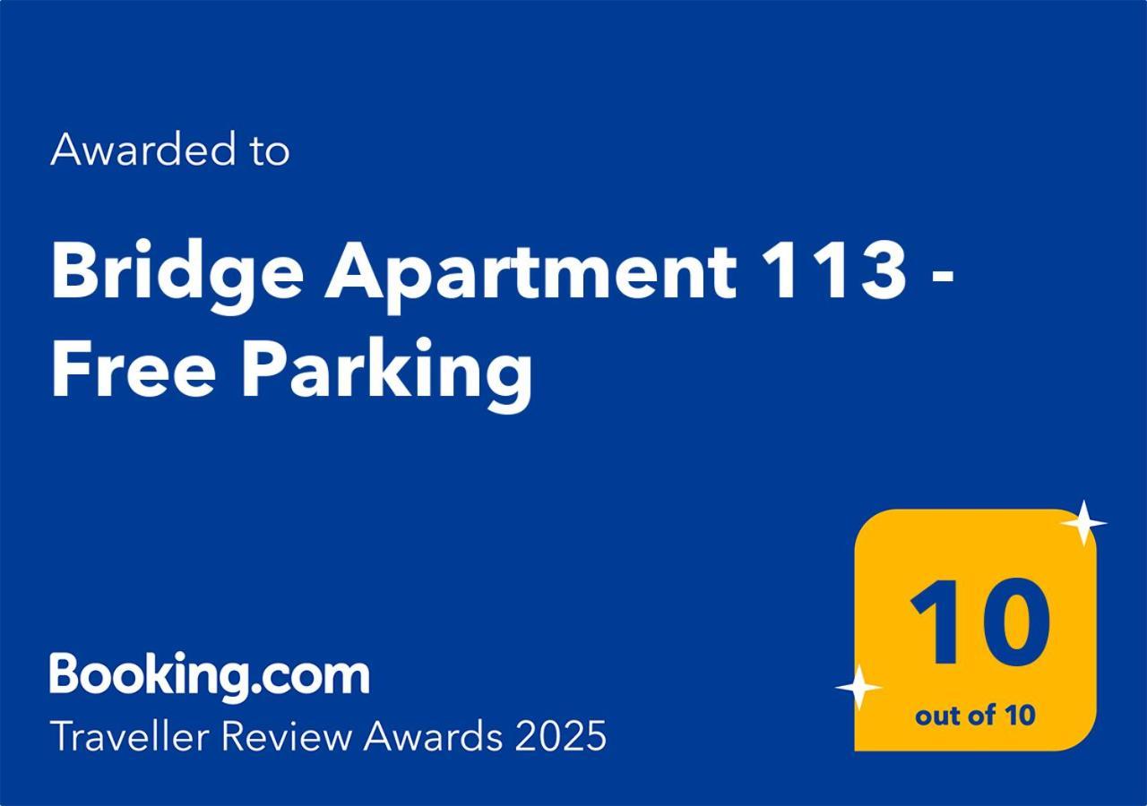 Apartment Bridge 113 - Studio Apartment With Free Parking & Flexible Check-In, Sector 6